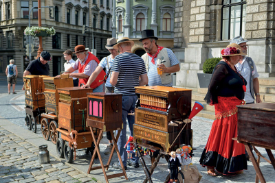 Flašinetáři na libereckém náměstí