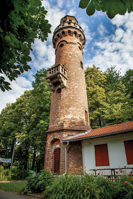 Aussichtsturm auf dem Berg Frýdlantská výšina