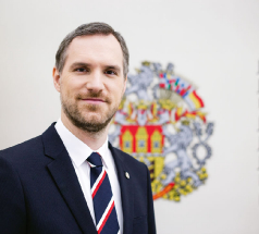 Proč v roce 2021 do Prahy