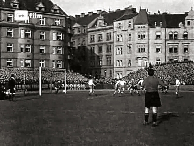 Momentka z filmu Naše XI (1936)
