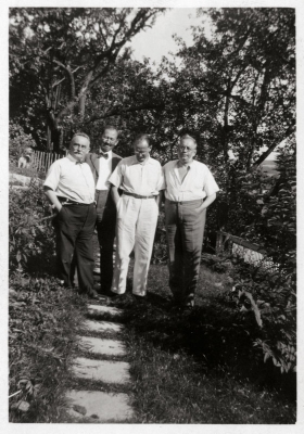 Zleva – Stanislav Hejda, Vladimír, Jaroslav 
a Zdeněk Helfertovi, Potštejn 1933