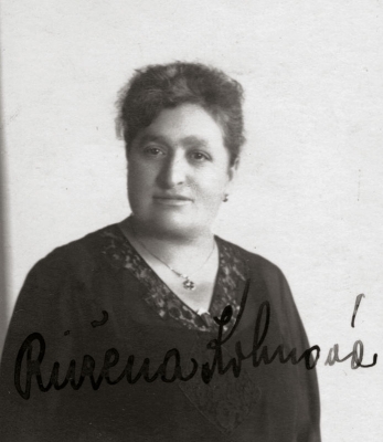 Babička Růžena Kohnová, 1925