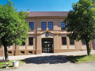 Městské muzeum a Muzeum J. V. Sládka