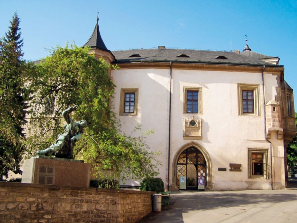 Hrádek – sídlo Českého muzea stříbra