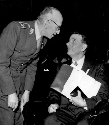 František Langer s Hermonem Ouldem, 4. 6. 1946, PEN klub