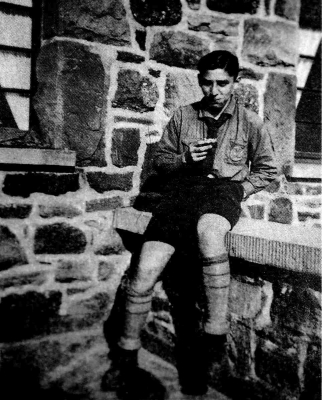 12. 4. 1931 patnáctiletý Fredy na „Dni župy“, Nideggen (Německo)