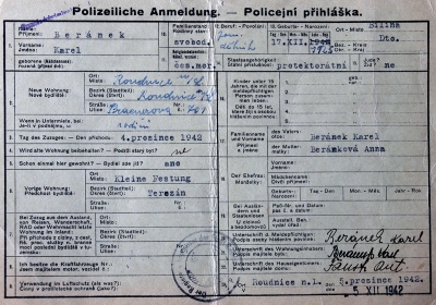 Police registration, 1942