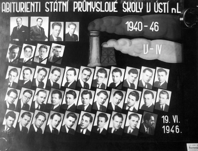 Tableau of alumnis of the State Industrial School in Ústí (1946)