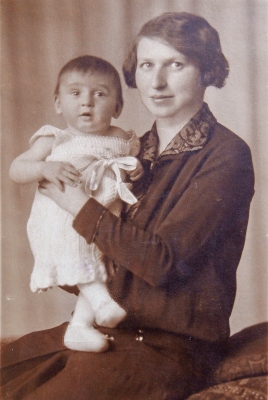 Věra with mother