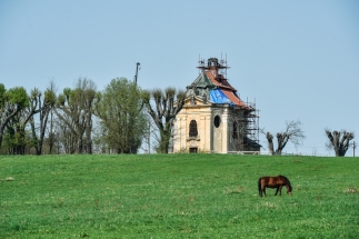 Ve Sloupu v Čechách rekonstruují střechu kaple