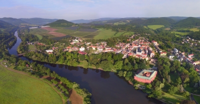 Fluss Eger, Schloss und historisches Stadtteil