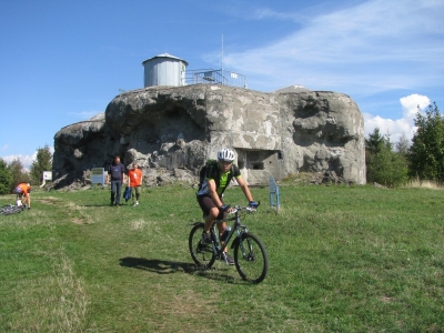 Wanderweg Metuje, Vorkriegsbefestigung – Festung Dobrošov