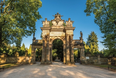 Hřbitovní portál Hořice