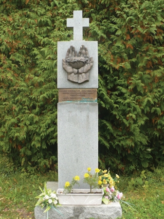 Památník obětem odsunu Němců na lanškrounském hřbitově