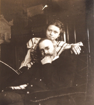 Nataša with her grandfather
Jaroslav Goll