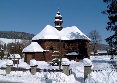 Dřevěný kostel ve Velkých Karlovicích